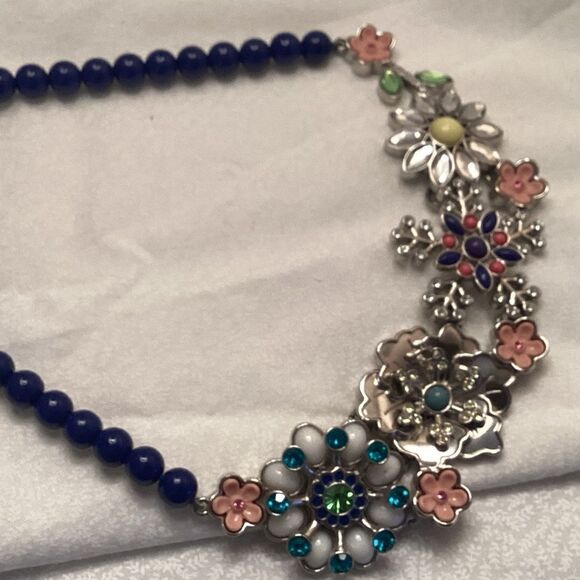 Lia Sophia Adjustable Floral Necklace with Blue Beads - Picture 7 of 7